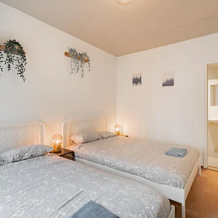 Bright In The Heart Of Apartamento Amberes
