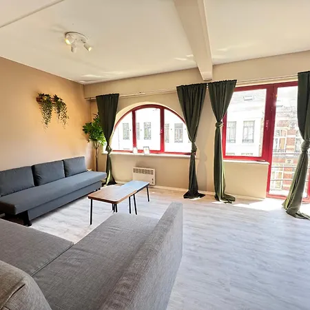 Bright In The Heart Of Apartamento Amberes